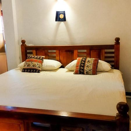 Dinu Villa Galle Bagian luar foto